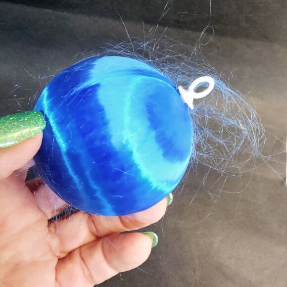 Vintage Pyramid Satin Rayon Christmas Ornaments set 5 Unbreakable Blue & Gold - Picture 8 of 11